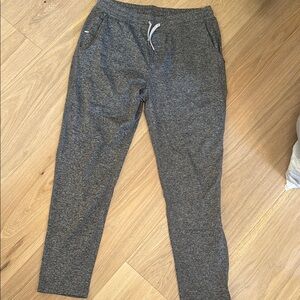 Vuori Men's Gray Jogger Pants size xl